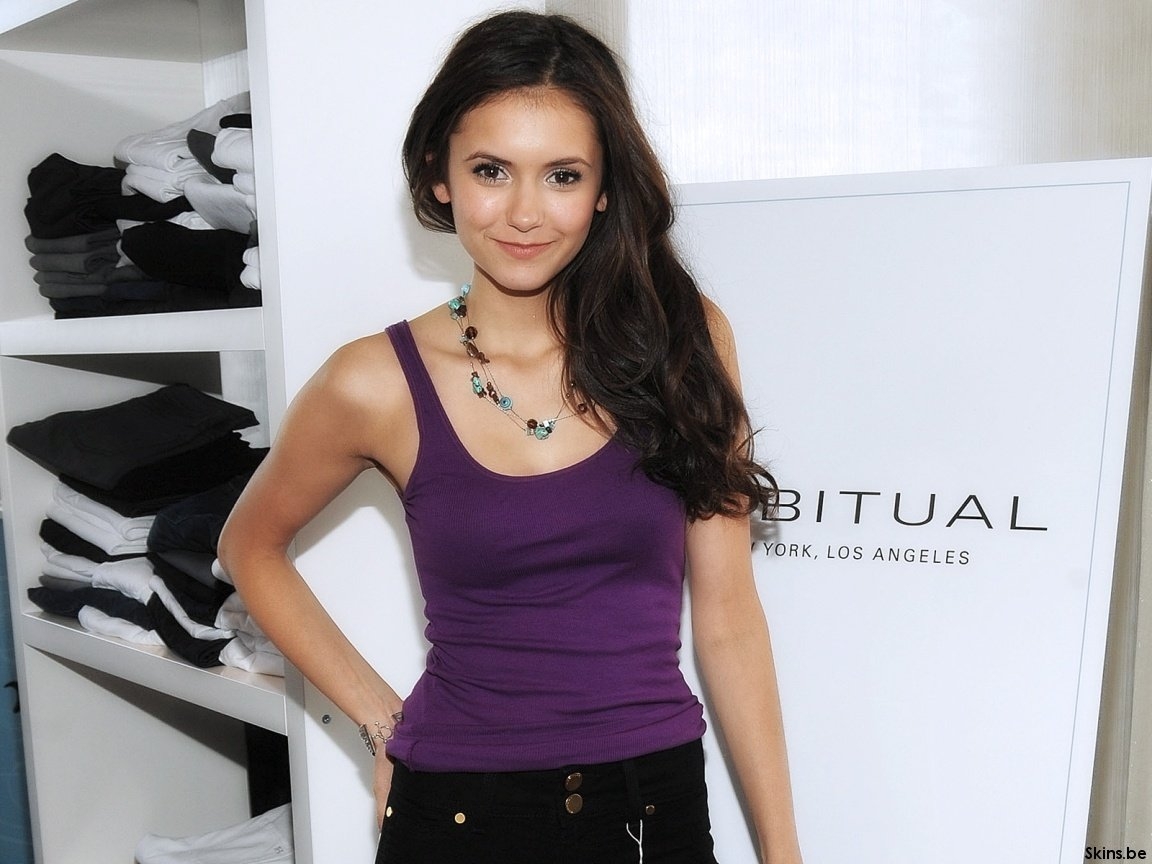 nina-dobrev-1152x864-37503 -  