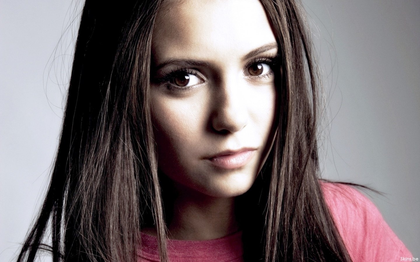 nina-dobrev-1440x900-37127 -  